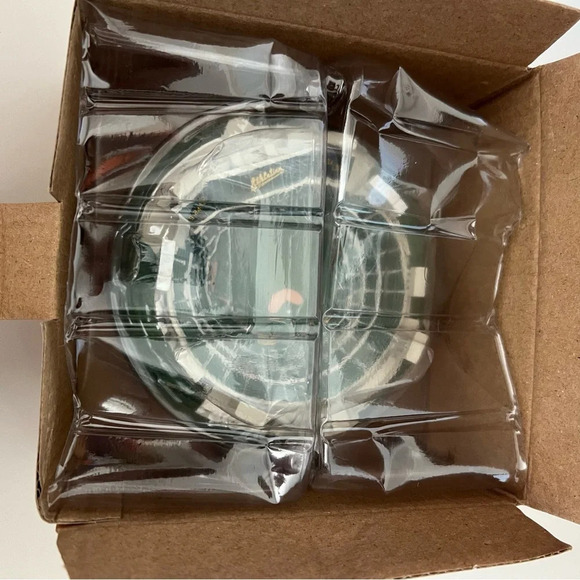 Oakland Athletics Replica Coliseum Statue Giveaway NEW IN BOX - Picture 6 of 6